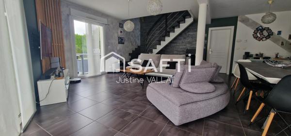 Maison de 150m² avec piscine chauffée et 6 places couvertes