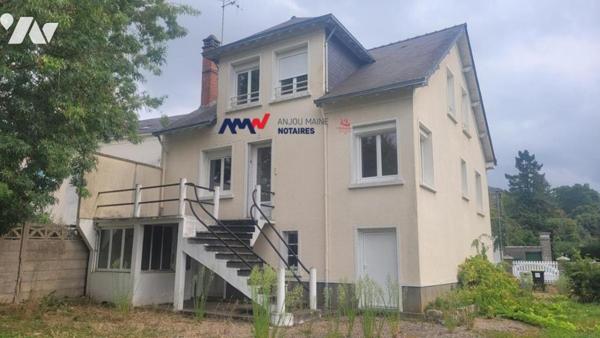 SABLE SUR SARTHE: PAVILLON DE TYPE 6-REF:VDL2079