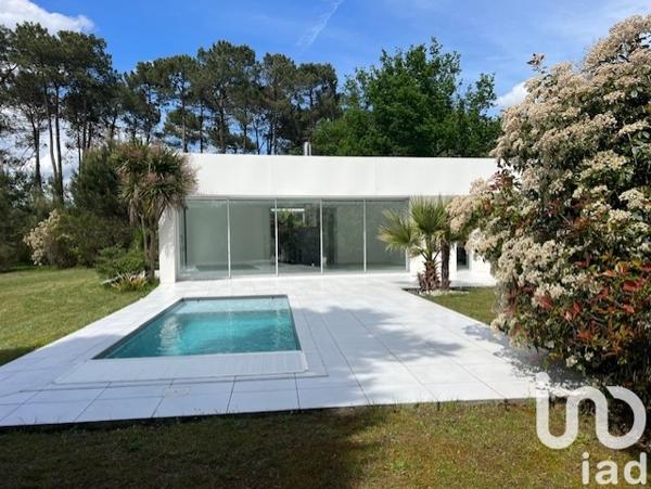 Maison à vendre 6 pièces 155 m² Pessac