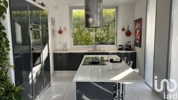 Maison à vendre 6 pièces 155 m² Pessac