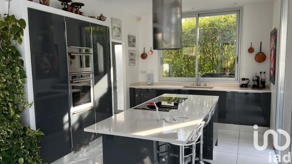 Maison à vendre 6 pièces 155 m² Pessac