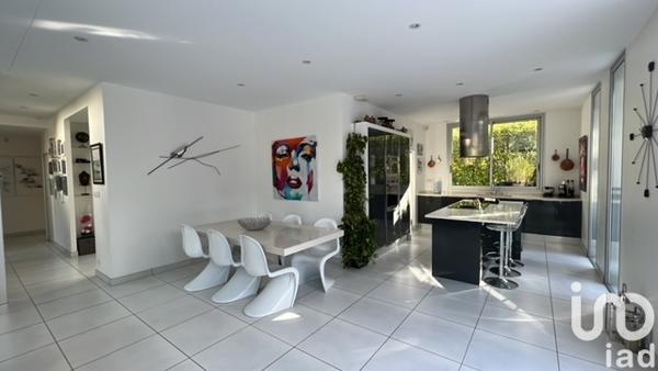 Maison à vendre 6 pièces 155 m² Pessac