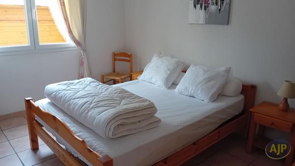 Maison à louer Biscarrosse : 4 pièces, 78m² avec 3 chambre(s) à 1 350€ - AJP Immobilier Biscarrosse