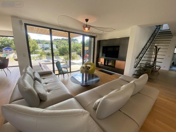 Maison à vendre à Pont-l'Abbé dans le Finistère (29120), ref : 29015-583