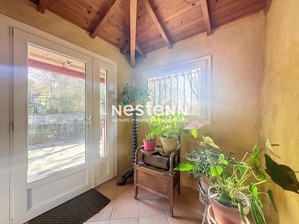 Maison en pierre Roquelaure à vendre 7 pièces jardin arboré et piscine