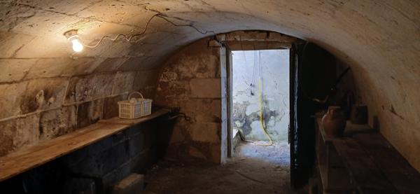 ancien corps de ferme en partie restauré