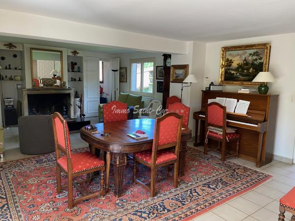 Maison 5 pièce(s) 3 chambre(s) 140 m²