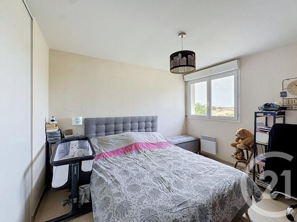 Appartement T3 à vendre  3 pièces - 53,58 m 2   GUJAN MESTRAS  - 33