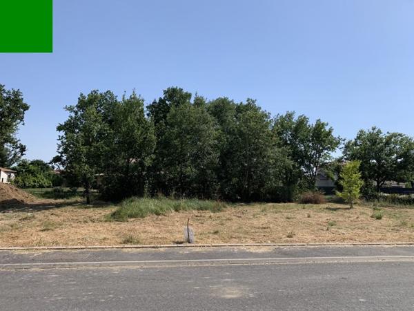 Terrain 93 500 € Fronton 563 m² DPE
