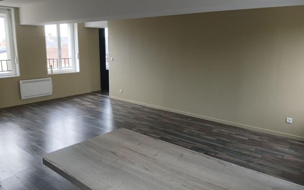 Appartement à louer    3 pièces •  Chauny