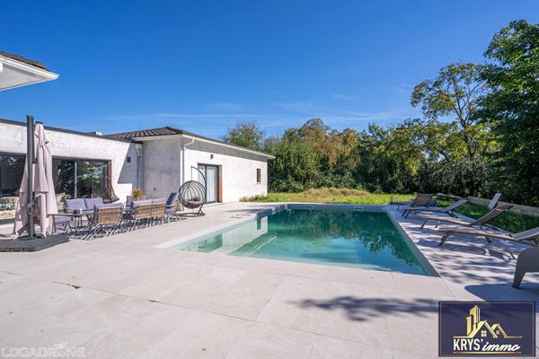 47450 COLAYRAC SAINT CIRQ Maison contemporaine de plain pied avec piscine à Colayrac