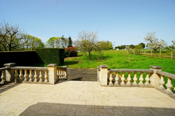 Maison à vendre 7 pièces 140 m² hab - MONTREUIL BELLAY (49)