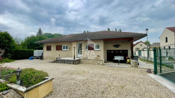 Maison  Plain pied Morigny Champigny 4 pièce(s) à vendre