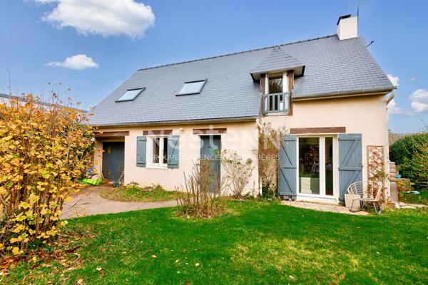 Maison a vendre a Saint-Laurent-de-la-Mer proche bourg et plages