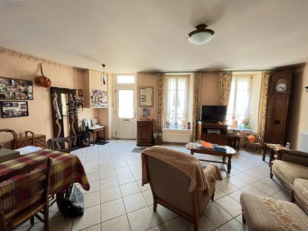 Maison à vendre à Saint-James dans la Manche (50240), ref : 12541/1921