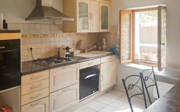 Appartement à vendre    2 pièces • 56,22 m2 Lambesc