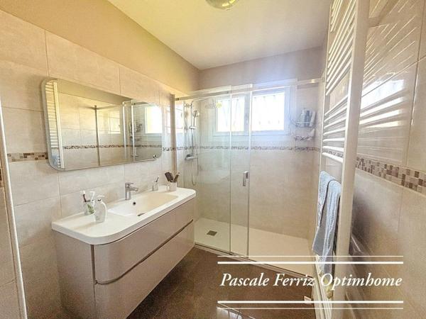 CAZÈRES – MAISON RENOVEE 115 m² - T4 - 3ch avec GARAGE + DEP. INT. 58m² + Ascenseur - Terrain 903 m² + DEP. EXT 40m²