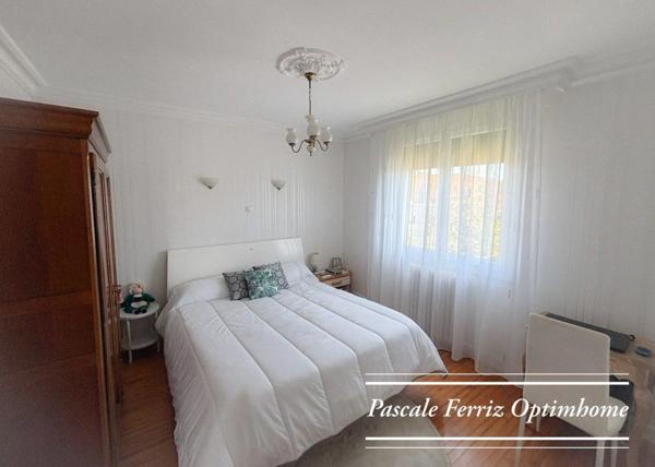 CAZÈRES – MAISON RENOVEE 115 m² - T4 - 3ch avec GARAGE + DEP. INT. 58m² + Ascenseur - Terrain 903 m² + DEP. EXT 40m²