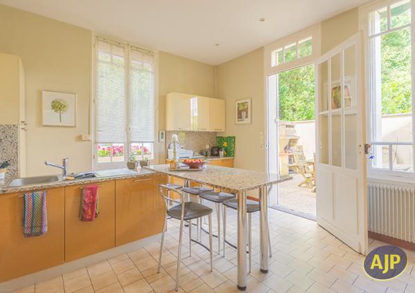 Vente maison Bordeaux : 989 000 € - AJP Immobilier Bordeaux Chartrons