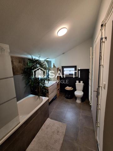 Maison en plain pied avec 3 chambres et 2 salles de bain