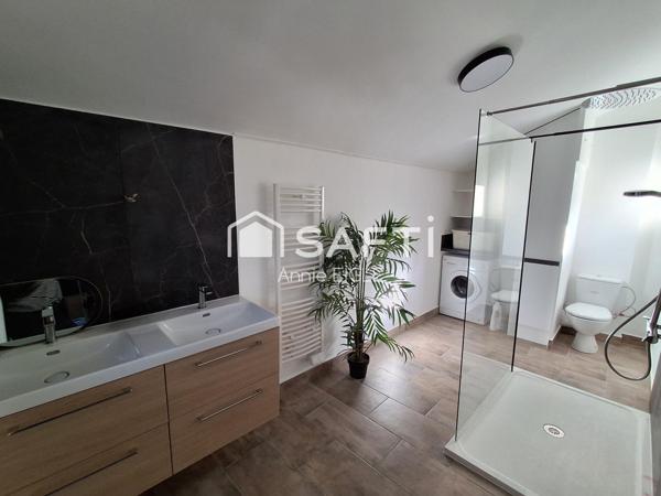 Maison en plain pied avec 3 chambres et 2 salles de bain