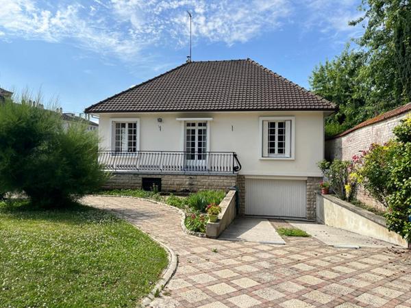 Maison Noyon 5 pièce(s) 97 m2 + Sous-sol - Terrain 901m²