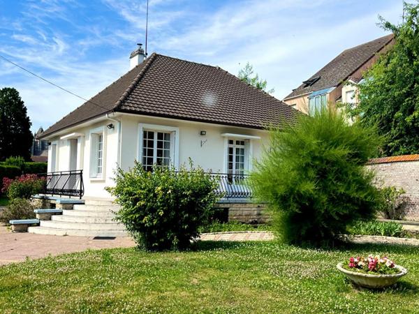 Maison Noyon 5 pièce(s) 97 m2 + Sous-sol - Terrain 901m²