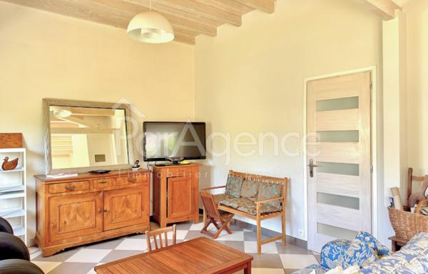 Maison familiale 5 chambres Piscine et dépendances 700 m