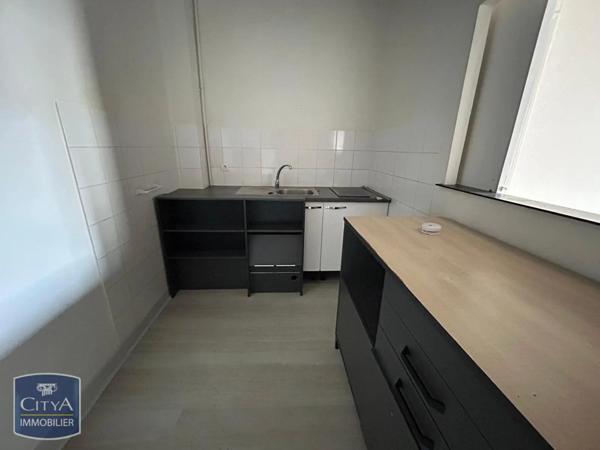 Appartement à louer 3 pièces 54.83m² Tours (37000)