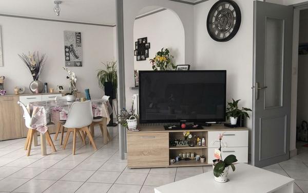 Appartement à vendre    3 pièces • 66,85 m2 Pau
