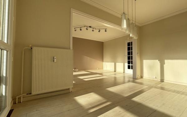 Appartement à vendre    4 pièces • 75,34 m2 Évry