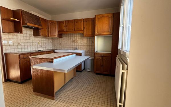 Appartement à vendre    4 pièces • 75,34 m2 Évry