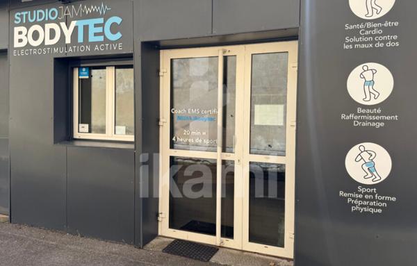 Local Professionnel de 89 m²