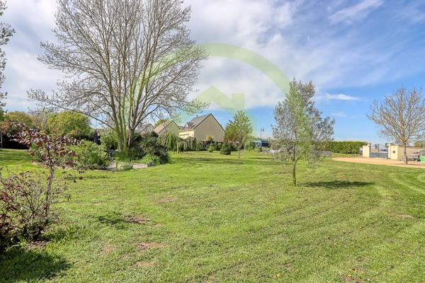 Terrain à AUNEUIL (60390)