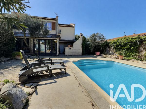 Maison à vendre 5 pièces 109 m² Saint-Martin-de-Crau