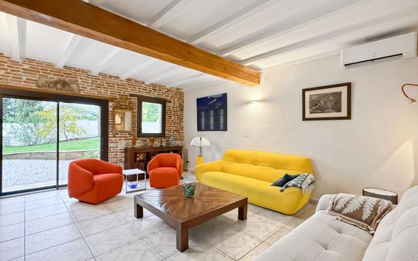 Maison à vendre    6 pièces • 220,45 m2 Moissac