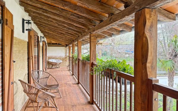 Maison à vendre    6 pièces • 220,45 m2 Moissac