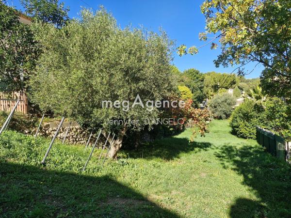 Maison à OLLIOULES, 83190 - 5 pièces 136m²