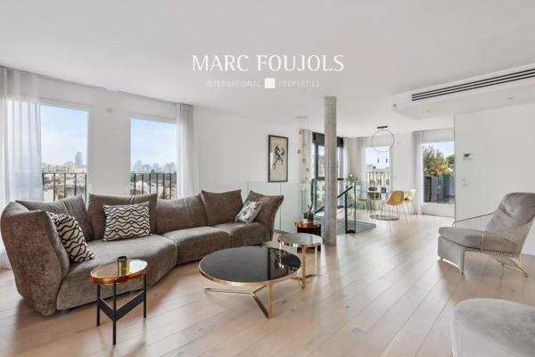 DUPLEX AVEC TERRASSE – SURESNES