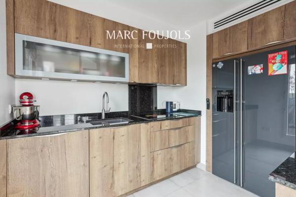 DUPLEX AVEC TERRASSE – SURESNES