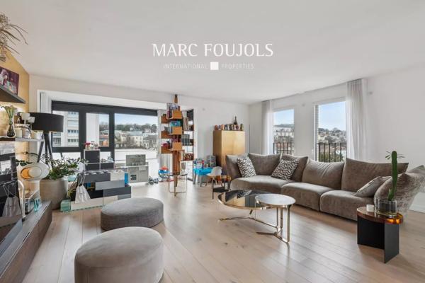 DUPLEX AVEC TERRASSE – SURESNES