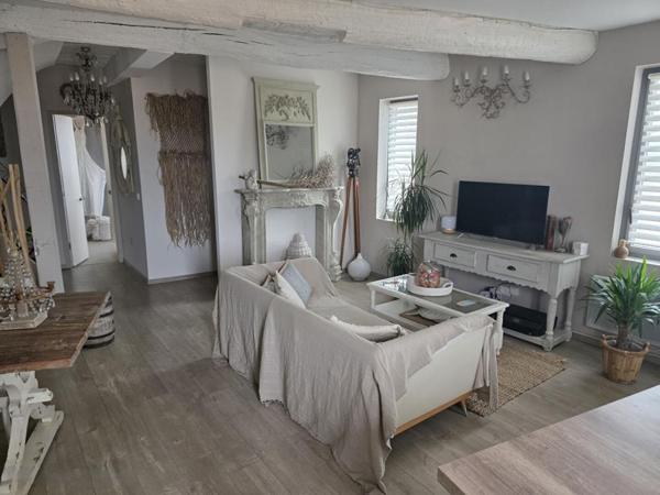 Superbe Appartement La Cadiere D Azur 3 pièce(s) 89 m2