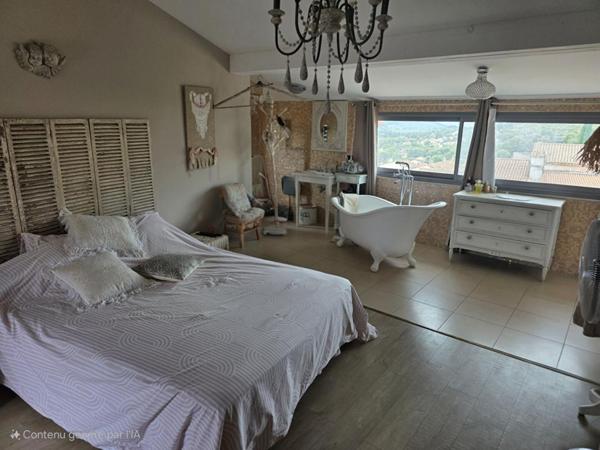 Superbe Appartement La Cadiere D Azur 3 pièce(s) 89 m2