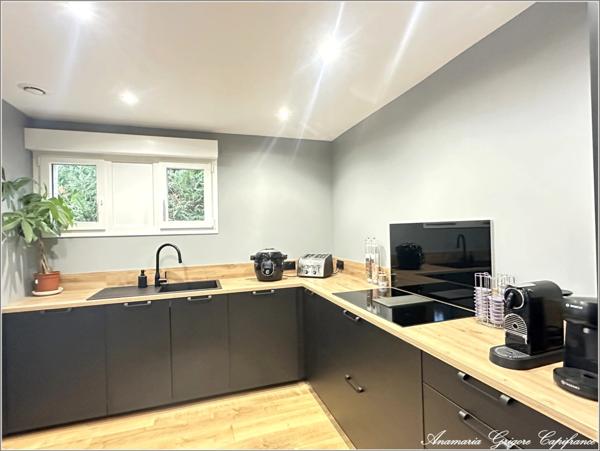 Courville-Sur-Eure, maison de plain pied, renovée entierement - 2 ( possibilité d'une 3eme) chambres, terrain clos de 2428 m²