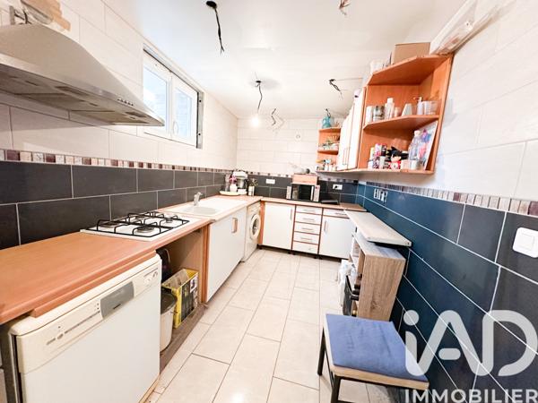 Maison à vendre 4 pièces 86 m² Neuilly-Saint-Front