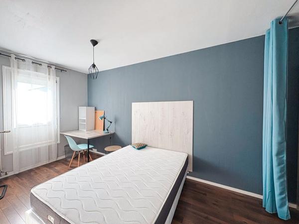 Appartement 4 chambres - terrasse et parking - Nantes Barberie