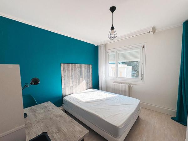 Appartement 4 chambres - terrasse et parking - Nantes Barberie