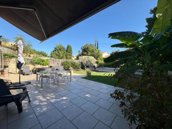 Maison de charme proche des commerces