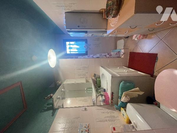 Dans un quartier calme,  villa de plain-pied d'une surface habitable de 95m².
Terrain  602m²