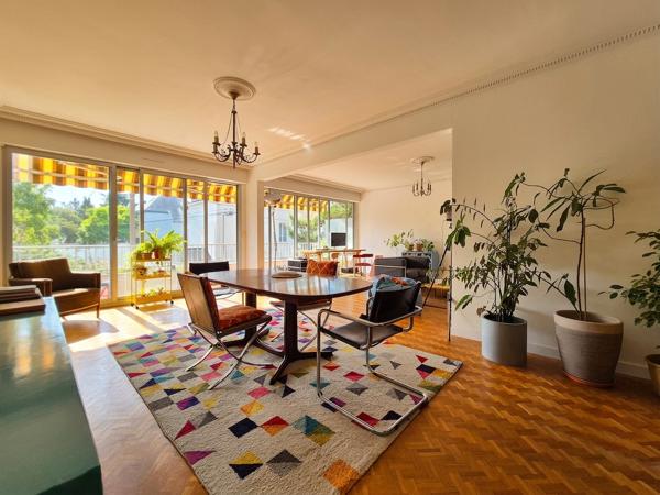 MELLINET – Bel appartement T5 – Grand balcon
